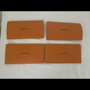 4 rectangular Louis Vuitton envelope